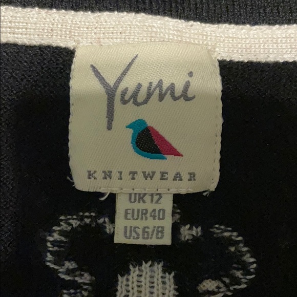 Yumi sweater - Picture 2 of 3
